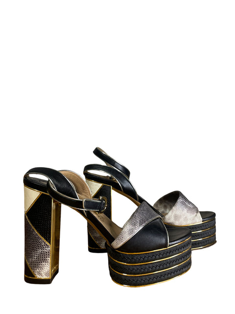 * Calzado  Ferragamo Sandalias Wedge Negro-Talla 6