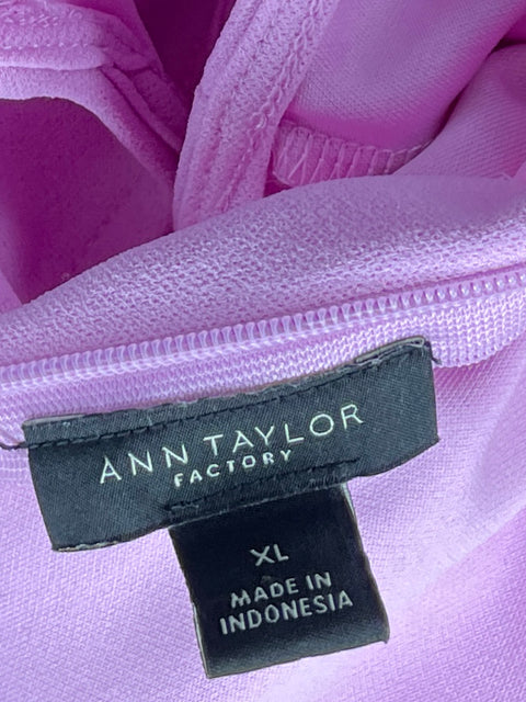Top Ann Taylor Halter Sin Mangas Morado-Talla XL