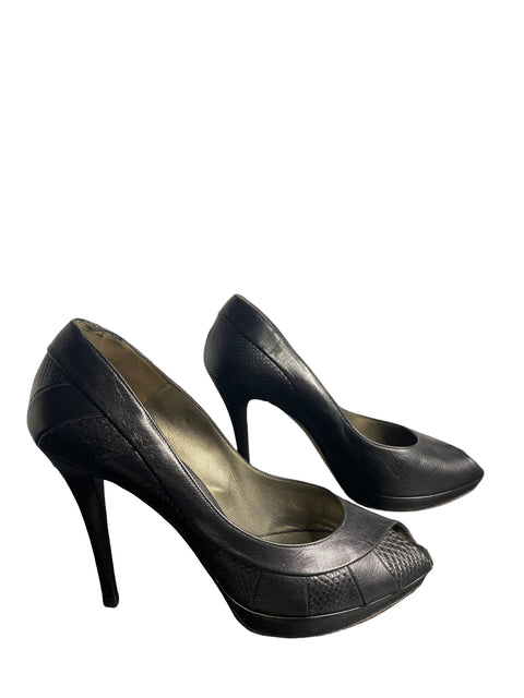 * Calzado Ferragamo Plataforma Negro-Talla 8