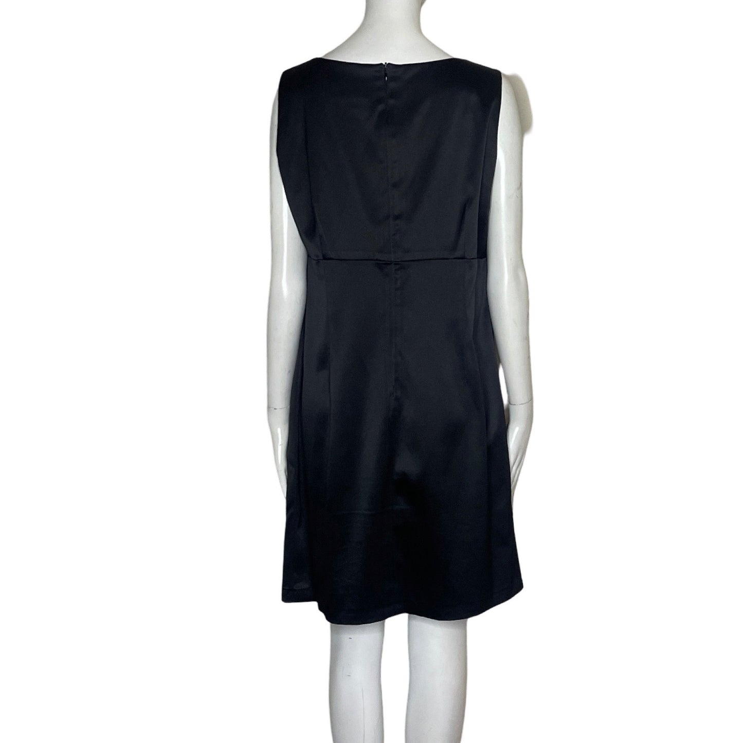 Vestido Ronni Nicole Liso Sin Manga Negro-Talla 12