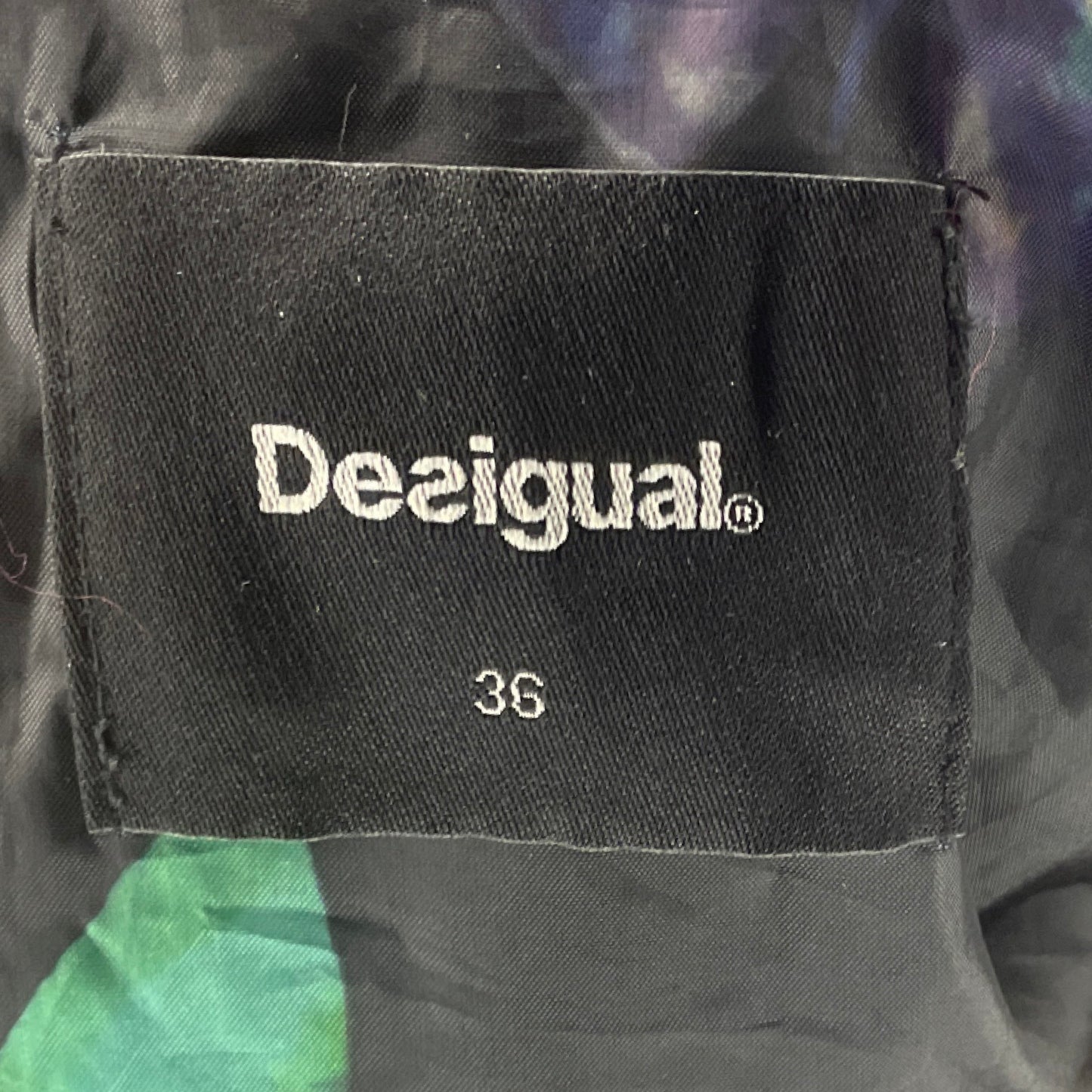 Chaqueta Desigual Bordado Negro-Talla 36