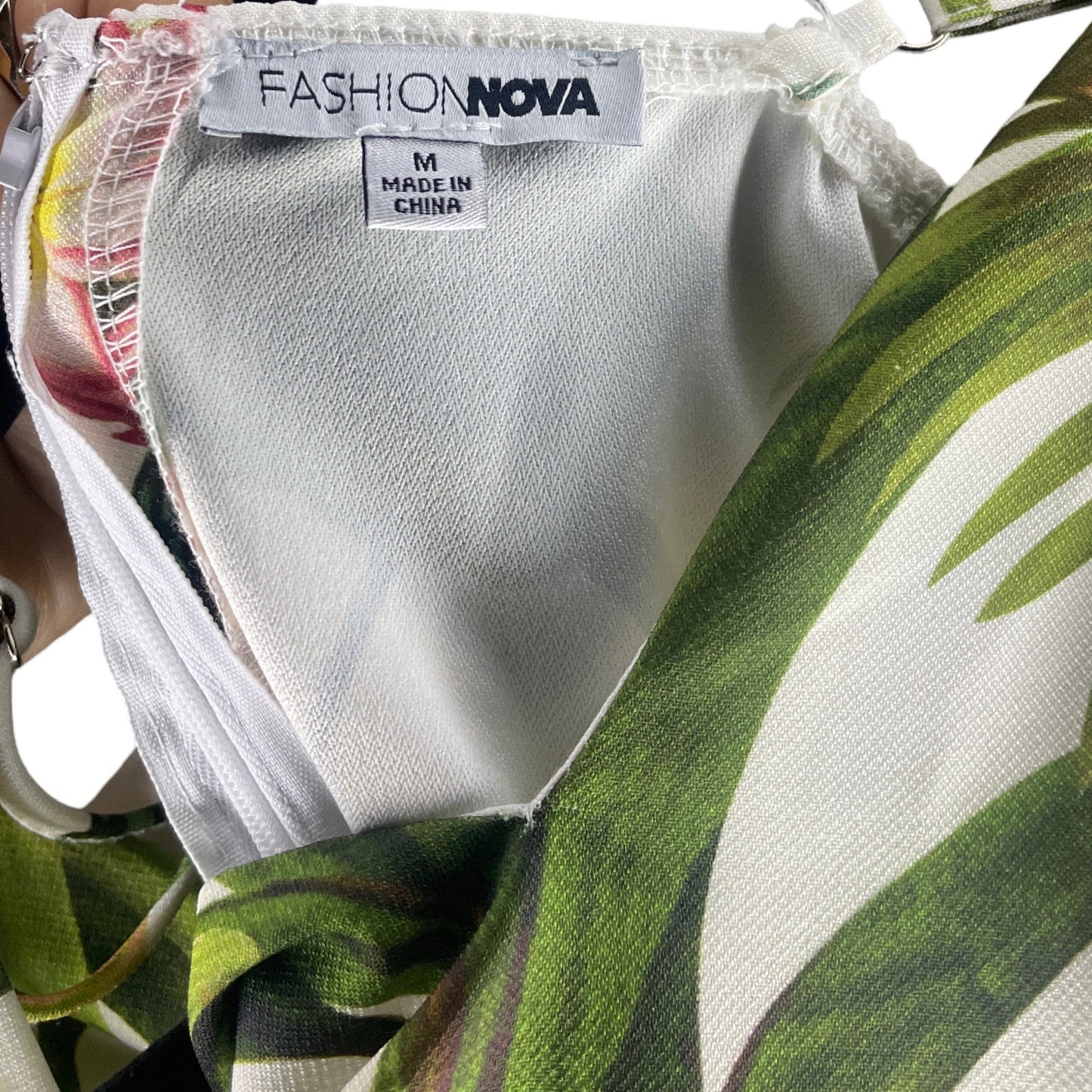 Mono Fashion Nova Hojasy Flores Blanco-Talla M