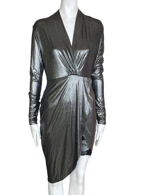 Vestido Uptown Satinado Plateado- Talla M