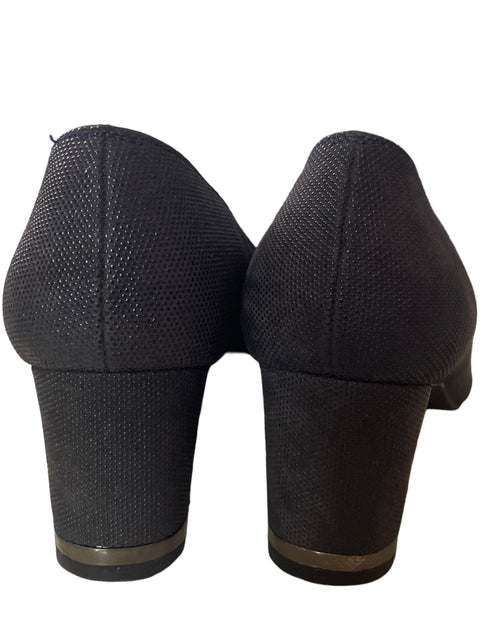 Calzado Stuart Weitzman Cerrados Negro- Talla 8