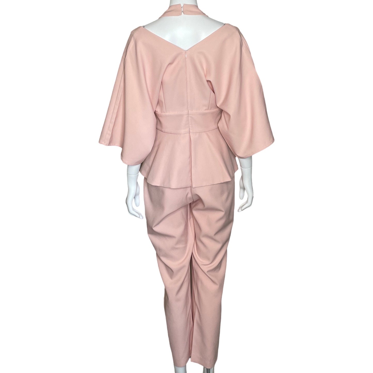 Mono Lavish Alice Media Manga Escotado Rosado-
Talla 6