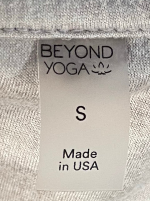 Top Beyond Yoga  Halter marron-Talla S