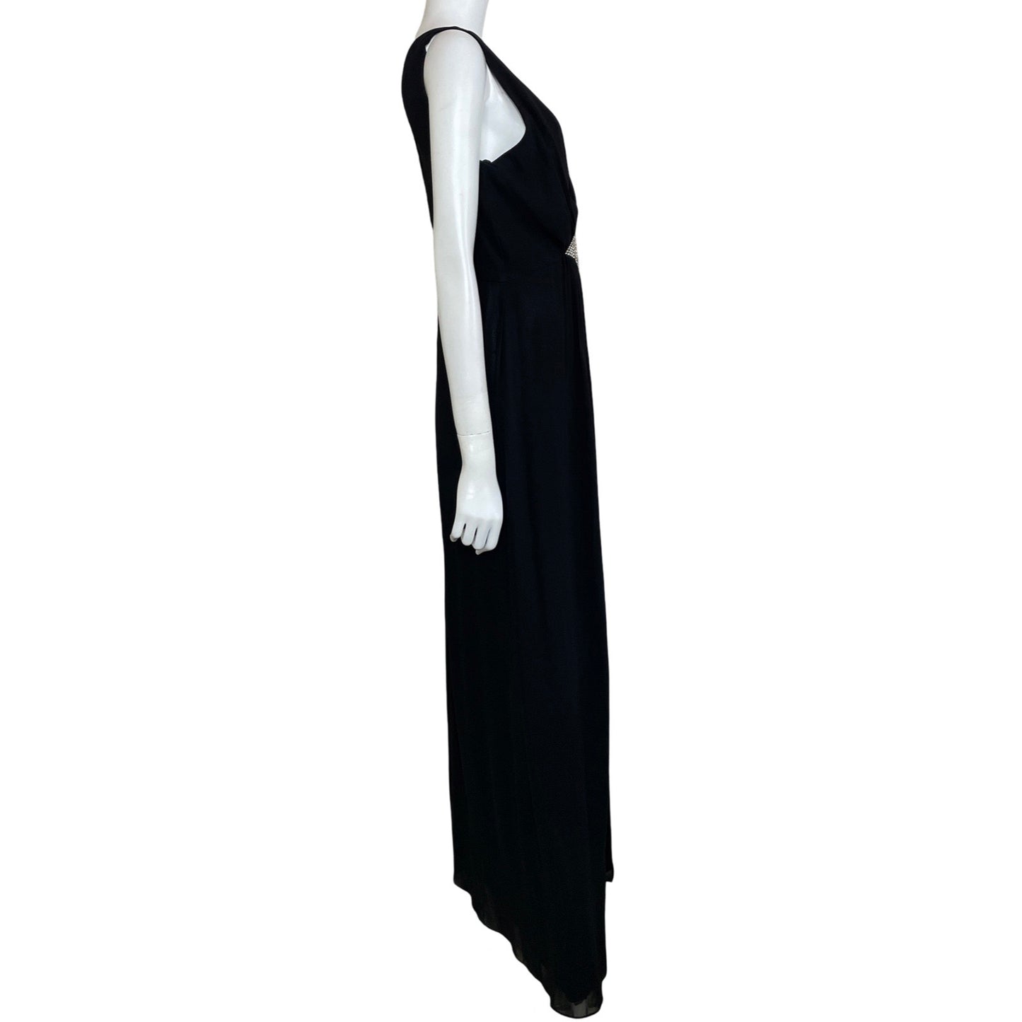 Vestido Pelicana Largo Pedrería Sin Mangas Negro
-Talla M