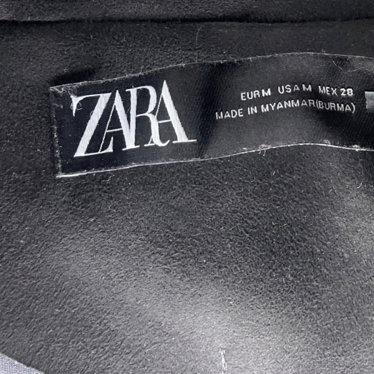 Chaqueta Zara Borde Encaje Negro-Talla M