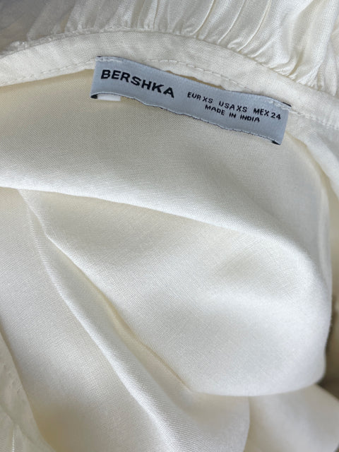 Blusa Bershka Cuello Ruchas Blanco- Talla XS