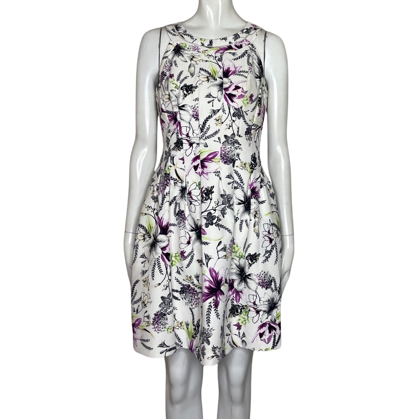 Vestido White House Black Market Flores 
Blanco-Talla 0