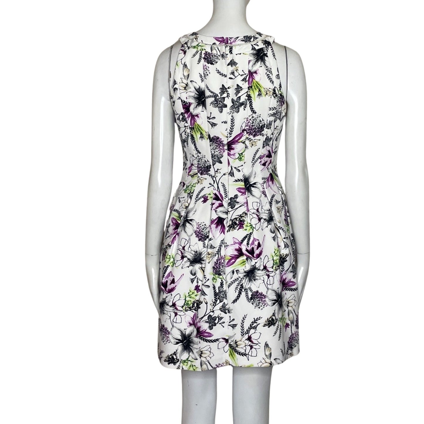 Vestido White House Black Market Flores 
Blanco-Talla 0