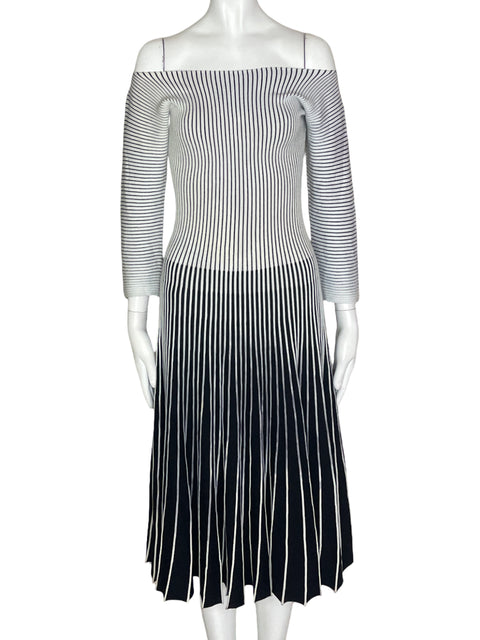 Vestido Emporio Armani Plizado Gris- Talla 44