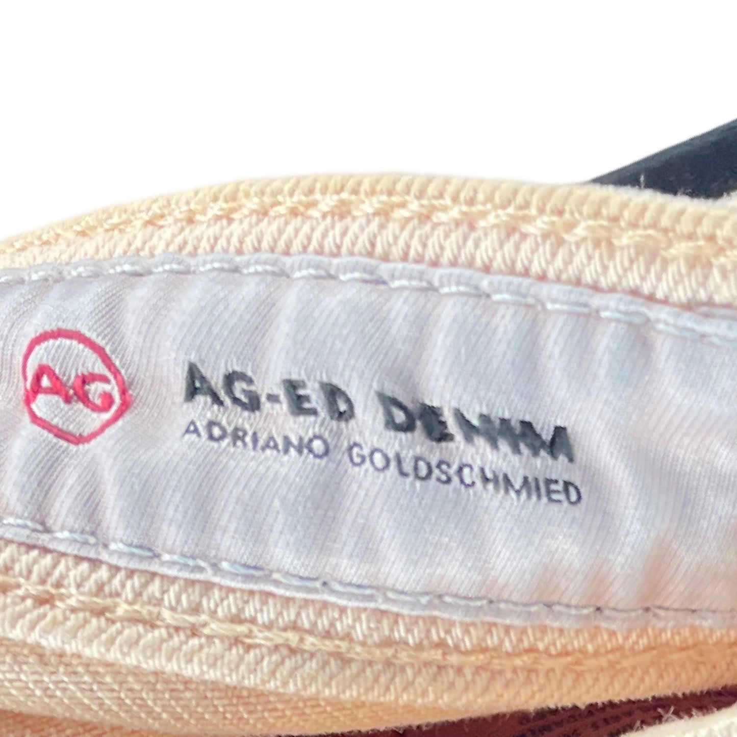 Pantalon AG Adriano Goldschmed Denim Rosado
-Talla 28