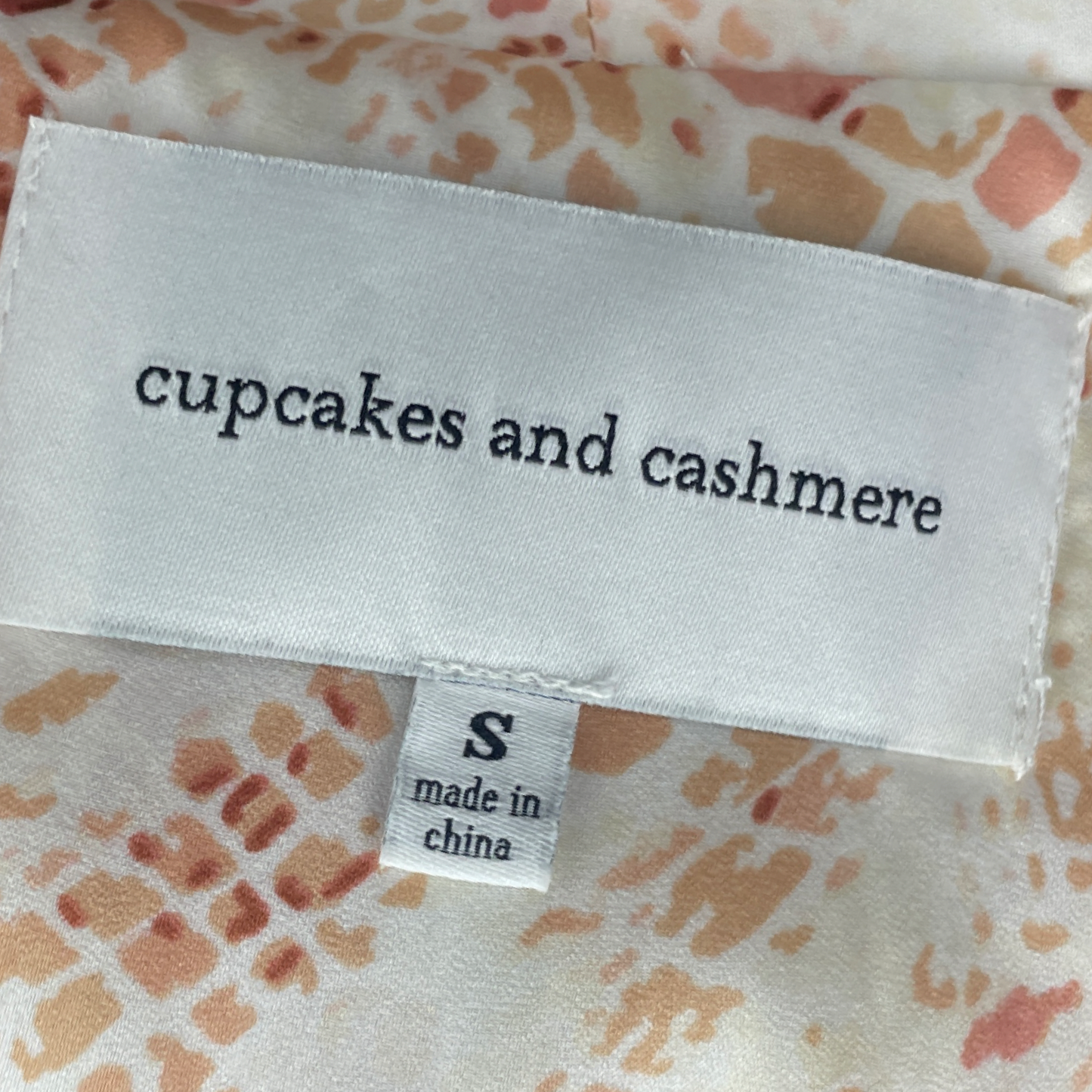 Cardigan Cupcaks and Cashmere Animal Print
Blanc-Talla S