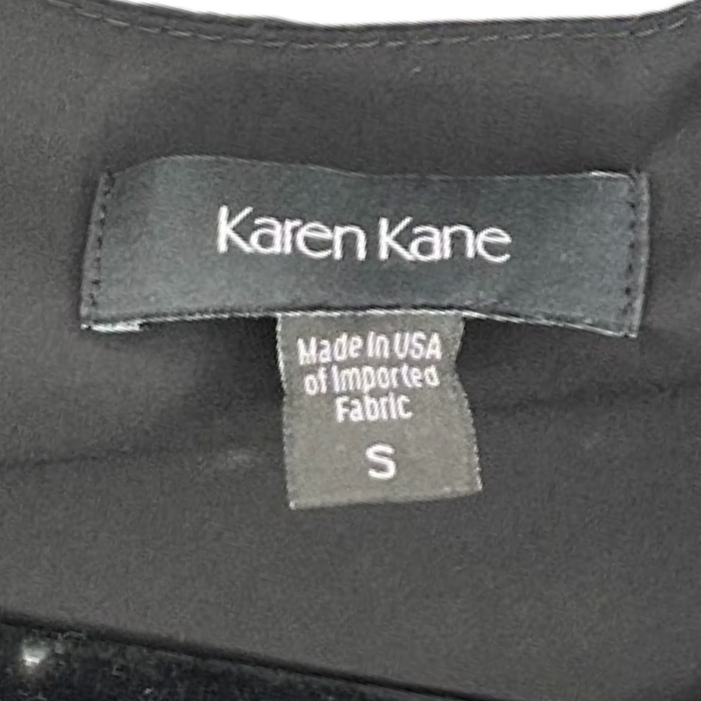 Blusa Karen Kane Mangas Vuelos Estampada Flores
Negro-Talla S