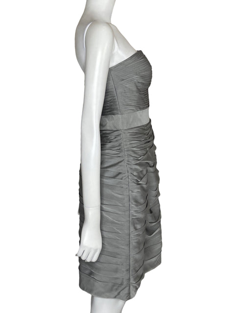 Vestido Monique Lhuillier Mini Strapples Gris-Talla 8