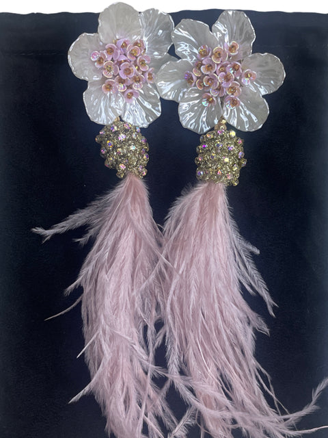 Aretes Michelle Ferrer Flor Plumas Rosado-Talla U