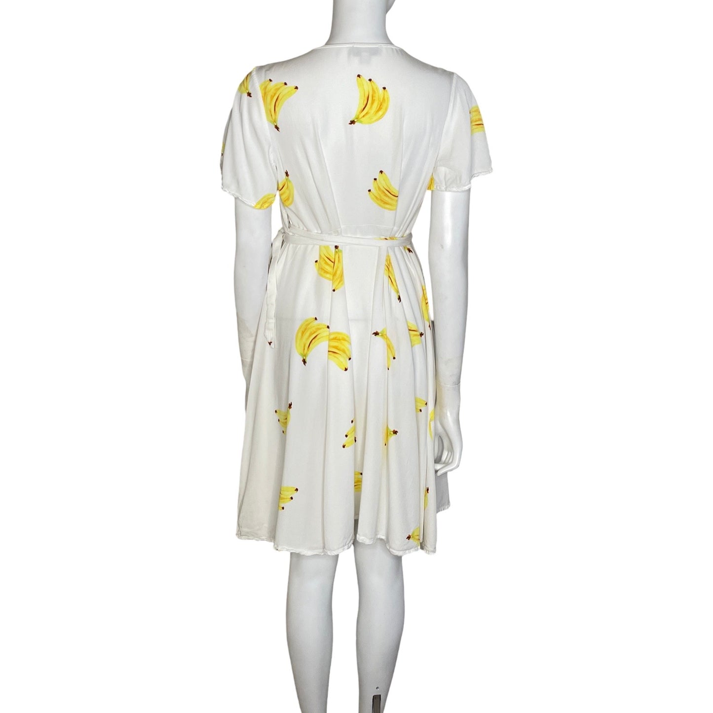 Vestido Never Fully Dressed Wrap Bananas Blanco-
Talla 6