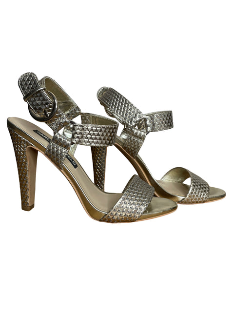 Calzado Karl Lagerfeld Cieone Ankle Strap Plateado-Talla 7.5