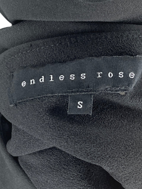 Vestido Endless Rose Vuelo Cuello V Negro-Talla S