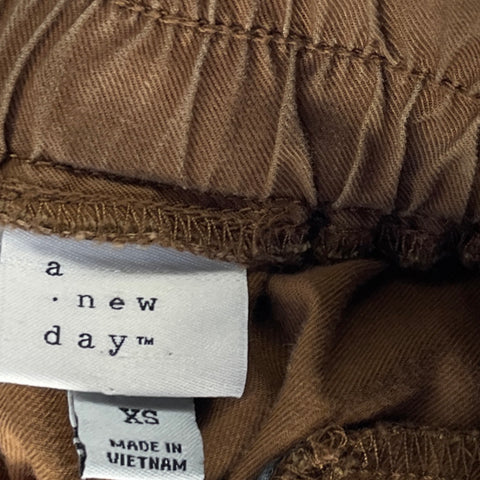 Pantalón A. New Day Bolsillos Marrón - Talla XS