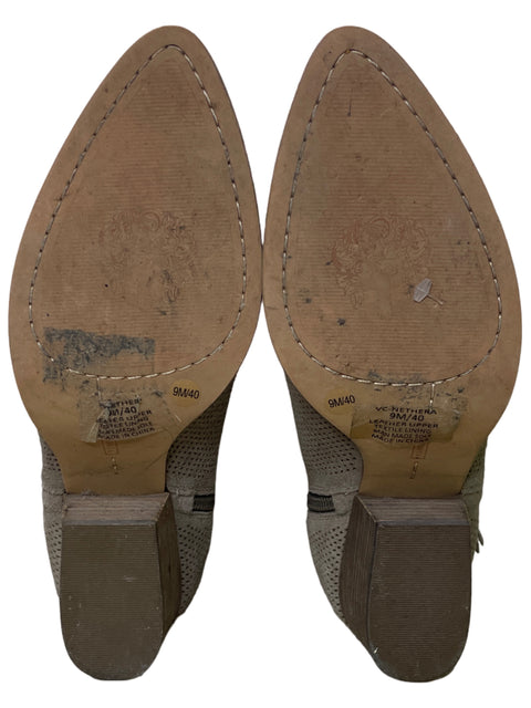 Calzado Vince Camuto Botin Nethera Gris-Talla 9