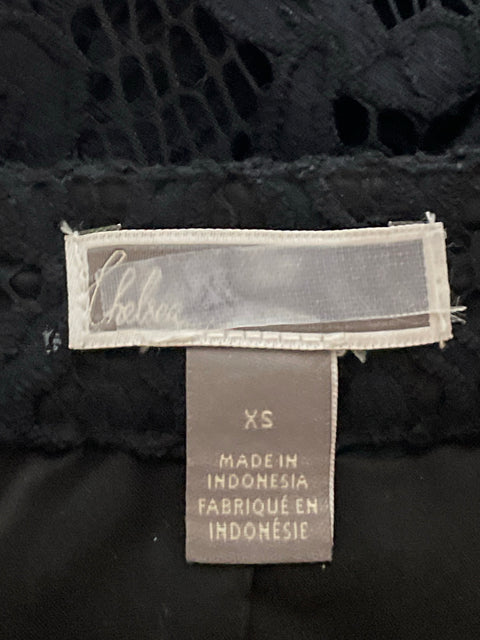 Falda Chelsea 28 Troquelada Vuelos Negro-Talla XS