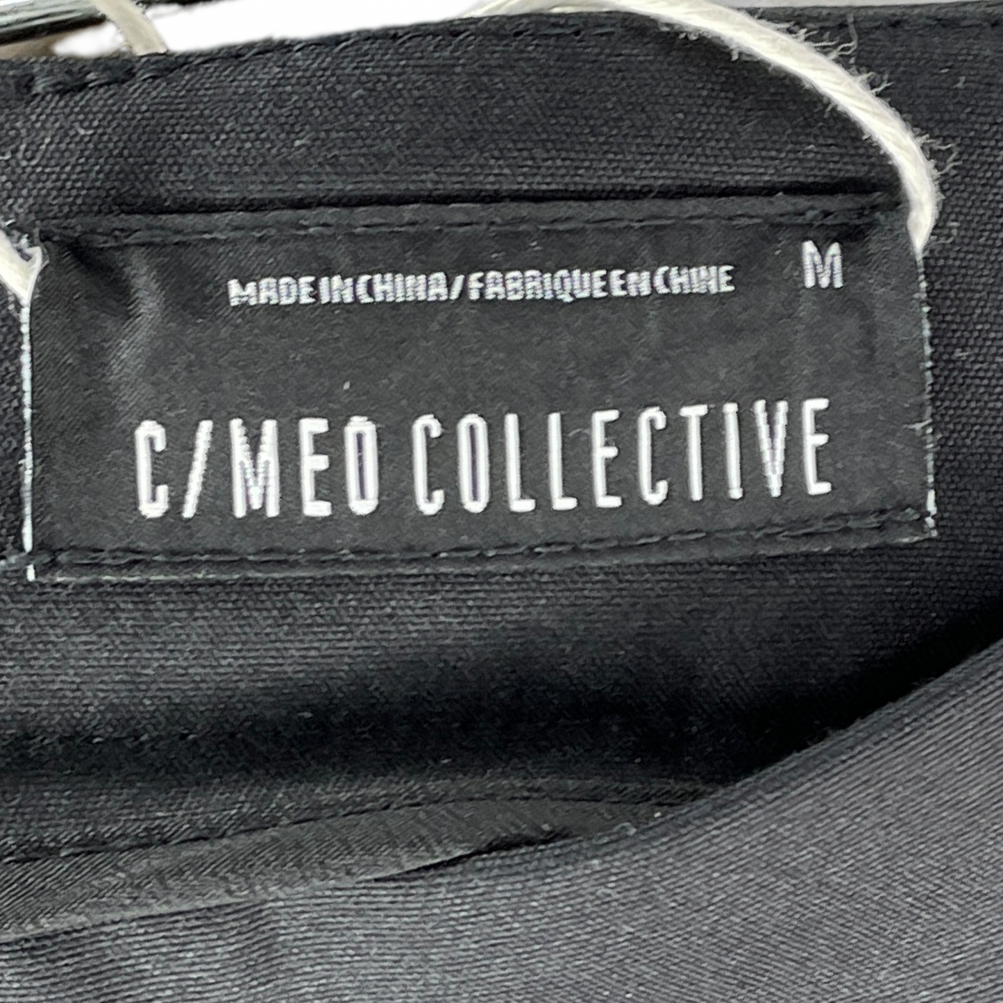 Pantalón C/Meo Collective Recto Vuelos Negro
-Talla M