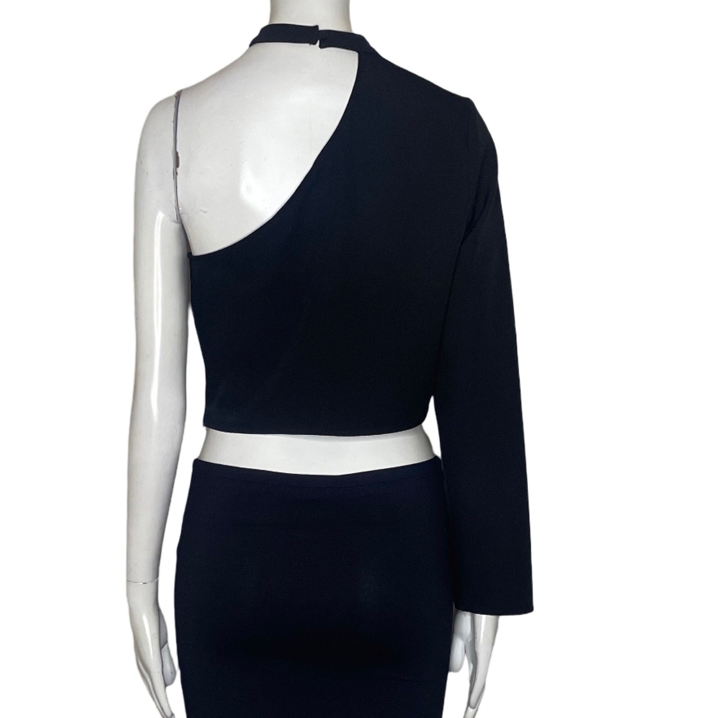 Blusa Zara One Shoulder Negro-Talla M