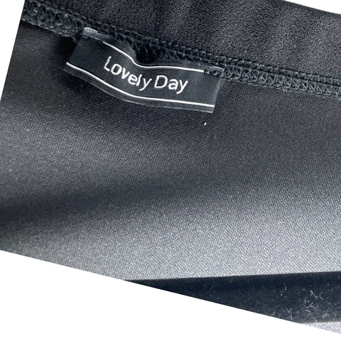 Mono Lovely Day Medio Hombro Negro-Talla 4