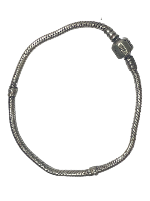 Brazalete Pandora Sin Charms Plateado-Talla U