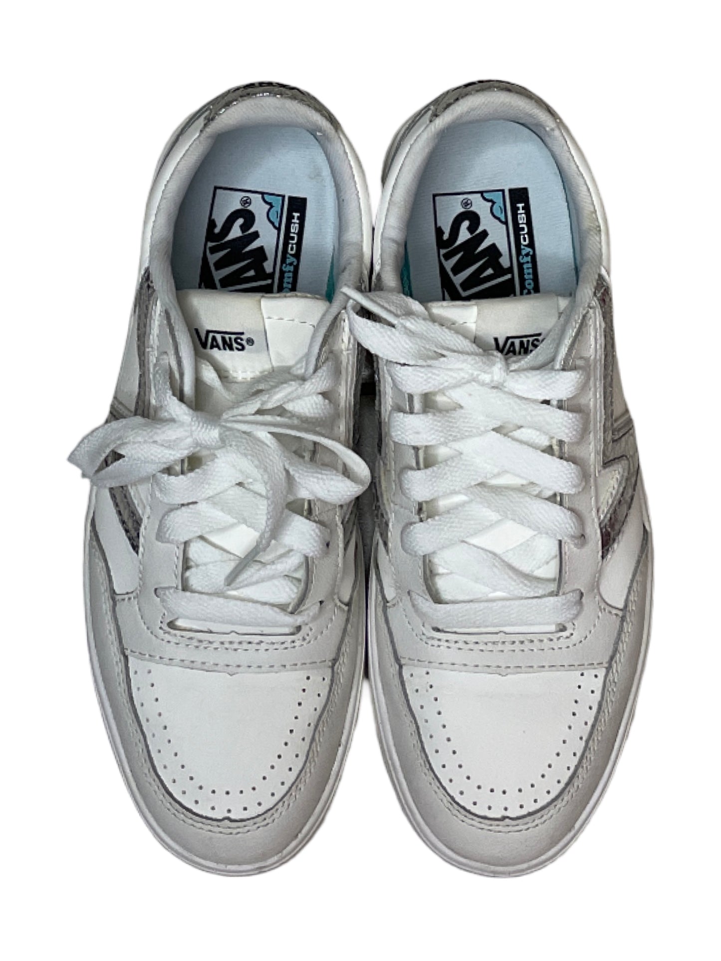 Calzado Vans Lowland CC Metallic V Blanco
-Talla 5