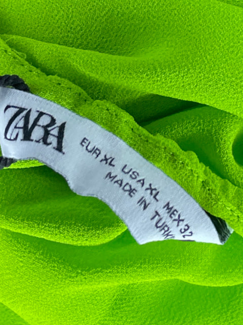 Blusa Zara Plisado Verde - Talla XXL