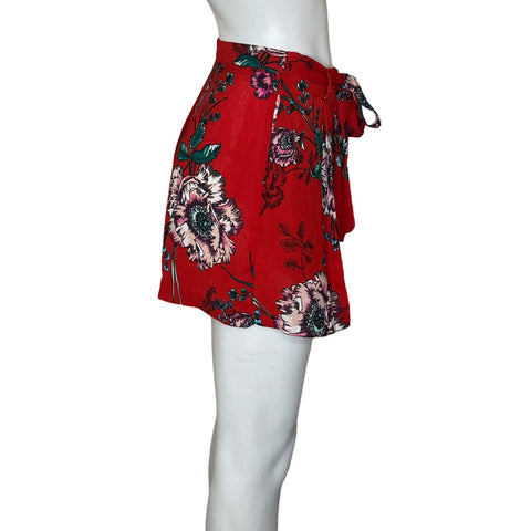 Short Flying Tomato Floral Rojo-Talla M