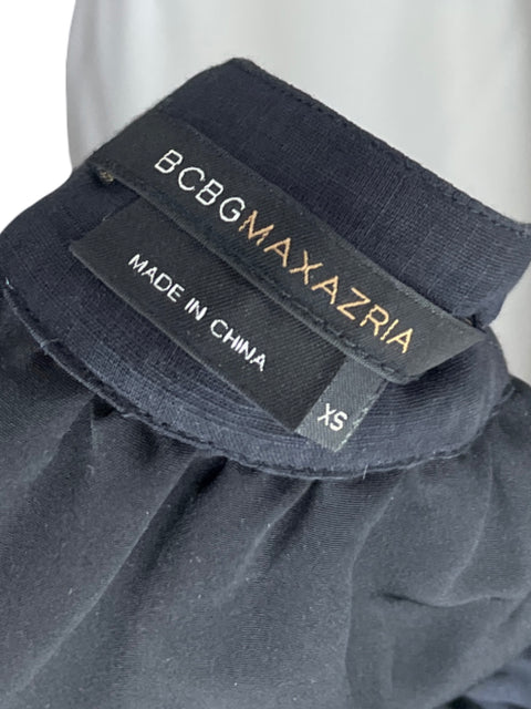 Blusa BCBG Flores Bordadas Negro - Talla XS