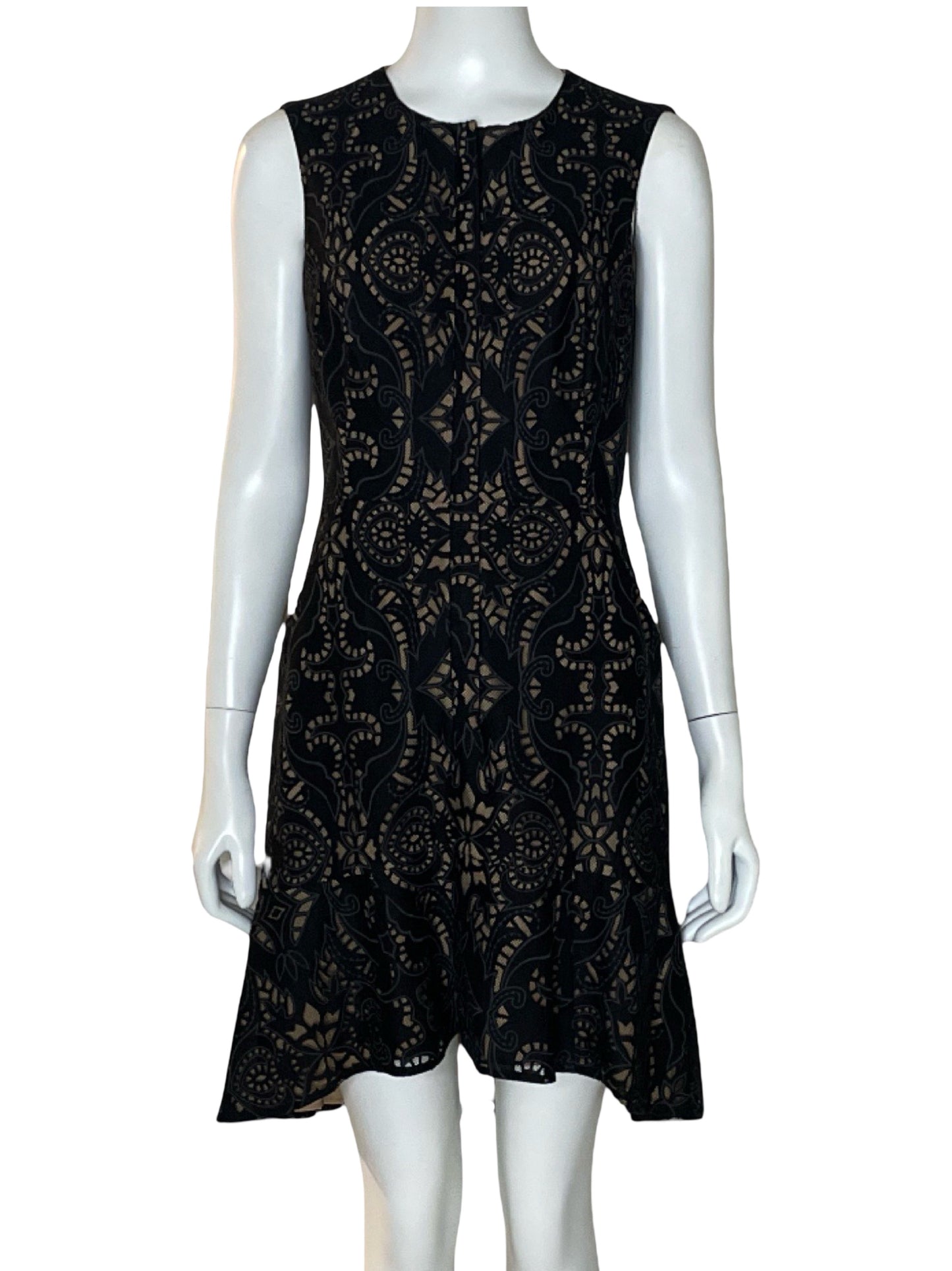 Vestido BCBG Asimetrico EncajeNegro-Talla 02