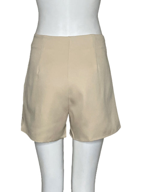 Short Asimétrico Botones Beige - Talla S