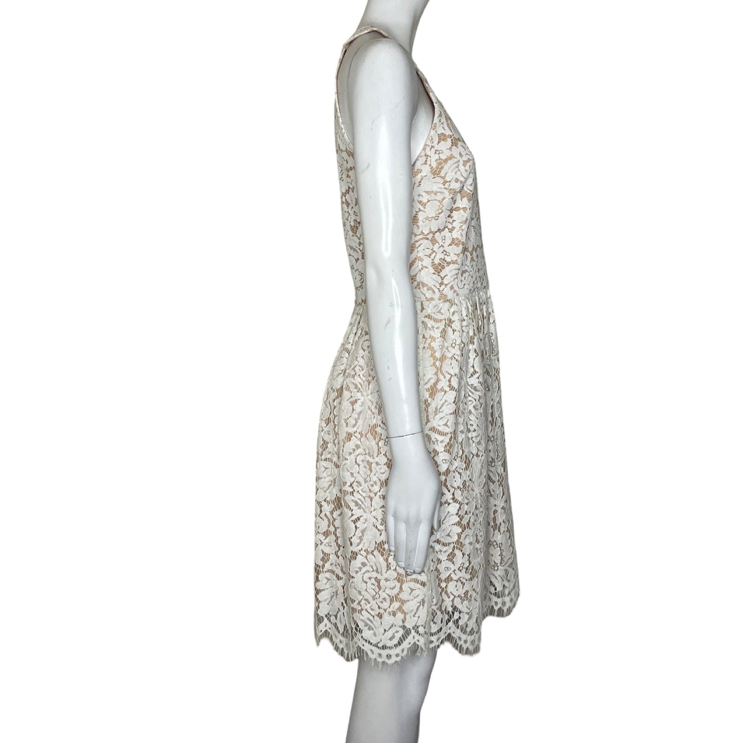 Vestido BCBG Halter Encaje Blanco - Talla 6