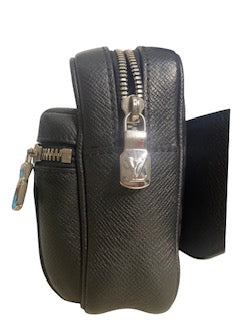 * Bolso Cangurera Louis Vuitton Monograma Eclipse Negro