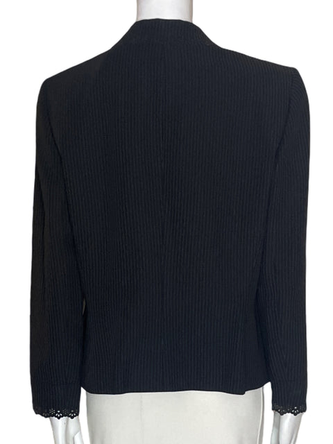 Chaqueta Tahari Rayas Troquelado Negro - Talla 12