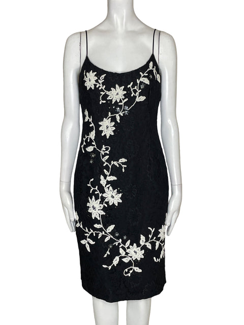Vestido Kay Unger Bordado Floral Negro - Talla 6