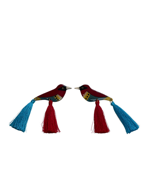 Arete Nuez Moscada Borlas Rojo - Talla U