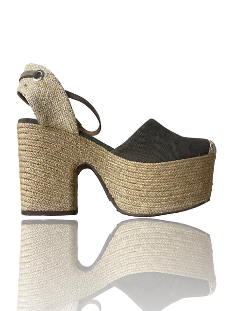 Zapato Schutz Plataforma Punta cerrada Marrón - Talla 7