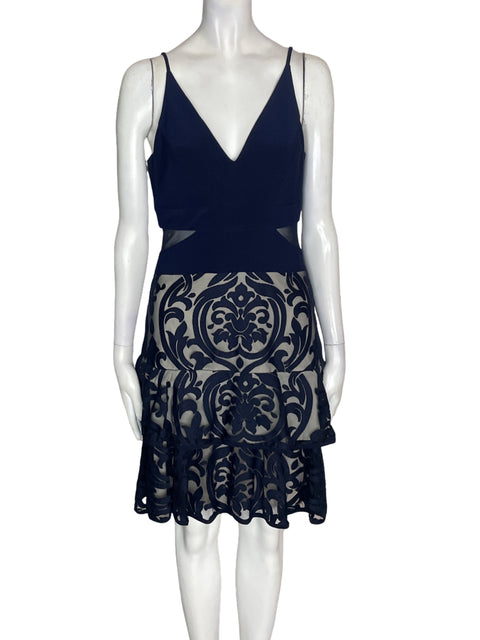 Vestido Xscape Cuello v Encaje Azul - Talla 4