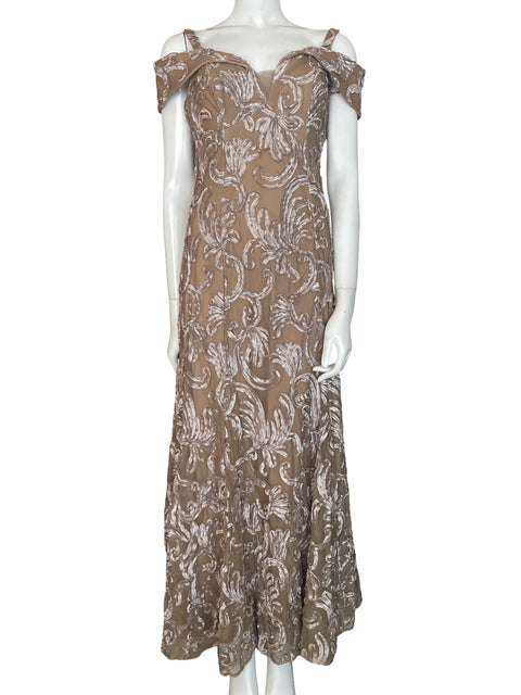 Vestido De Fiesta R&M Richards Estampado Maxi Beige - Talla 10