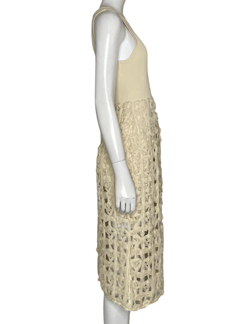 Vestido Zara Troquelada Midi Beige - Talla M