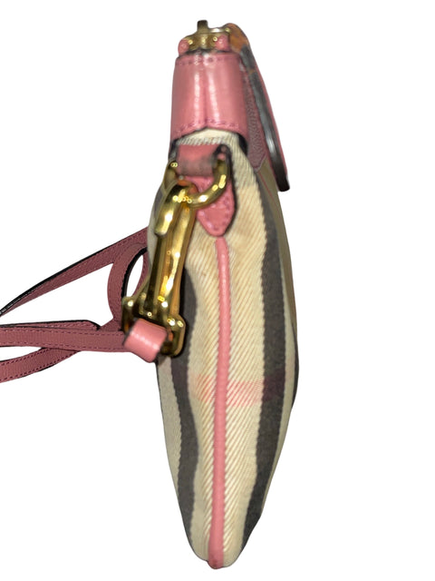 Cartera Burberry House Check Derby Peyton Crossbody Estampado Rosado - Talla U