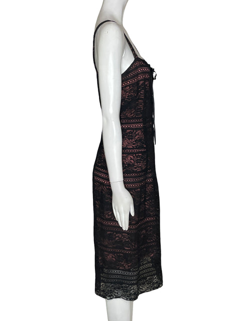 Vestido María Grazia Seven Apliques Florales Midi Negro - Talla S