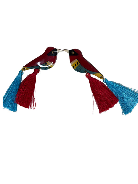 Arete Nuez Moscada Borlas Rojo - Talla U