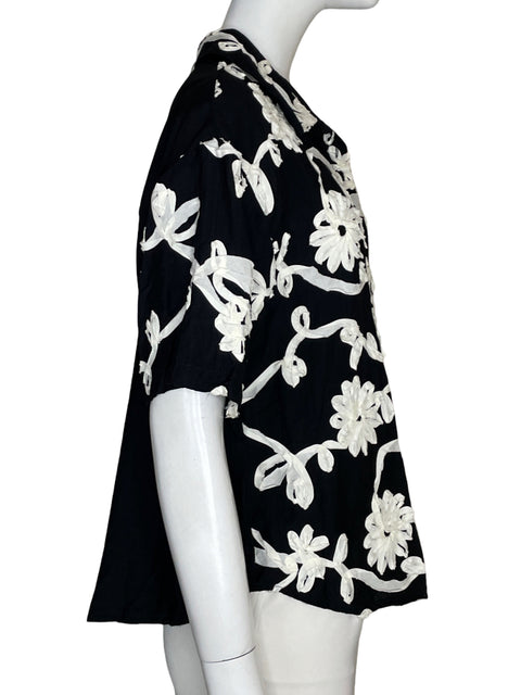 Blusa Chic Royal Bordado Floral Negro - Talla M